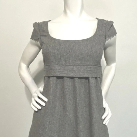 Cynthia Steffe Gray Wool Blend Short Sleeve Laser Cut Side Pockets Dress Size 4 - Picture 2 of 10